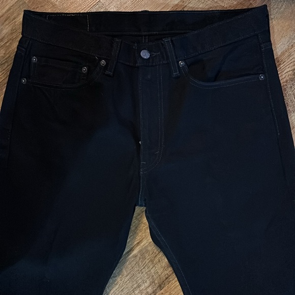 Men’s Levi’s Black Jeans - Picture 2 of 4